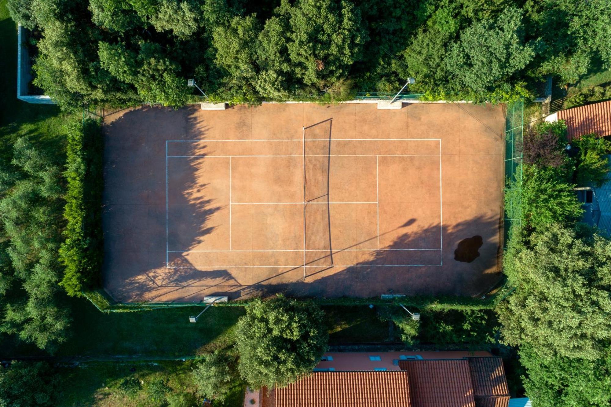 Guesthouse "Barboska" - Big Outdoor Swimming Pool & Private Tennis Court Vodnjan Kültér fotó